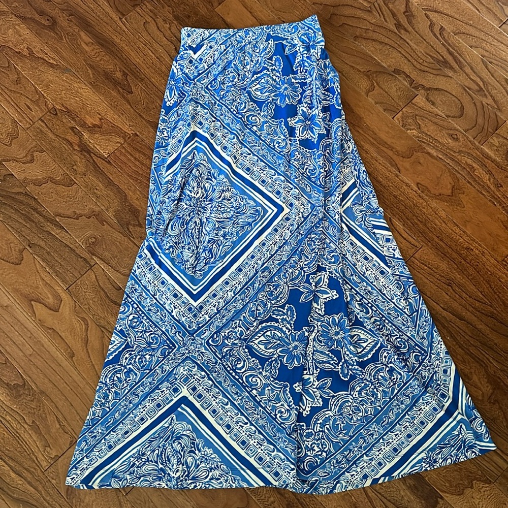 Lilly Pulitzer Blue Maxi Skirt size small